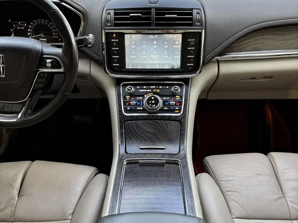 Lincoln Continental — миниатюра 14
