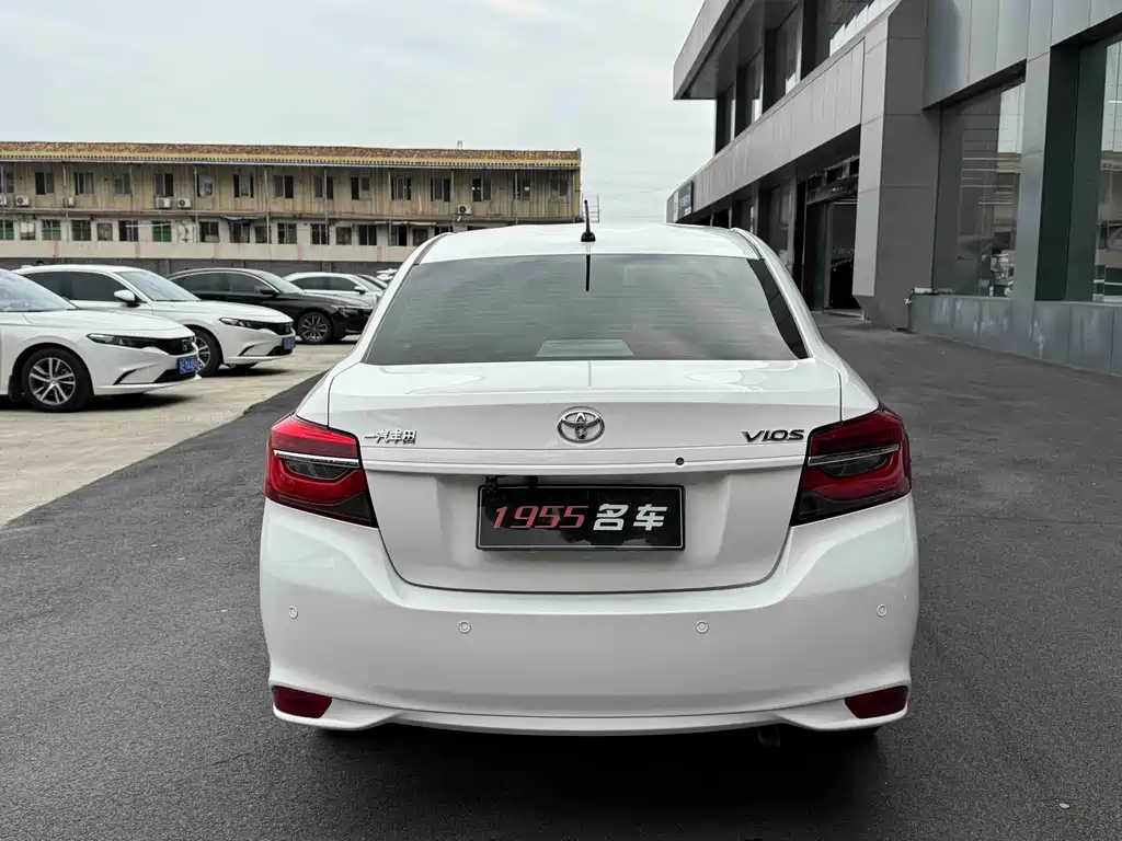 TOYOTA VIOS