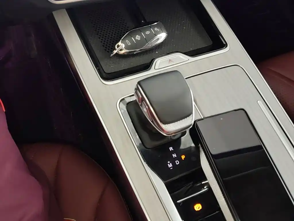 Hongqi Hongqi HS5 — миниатюра 14