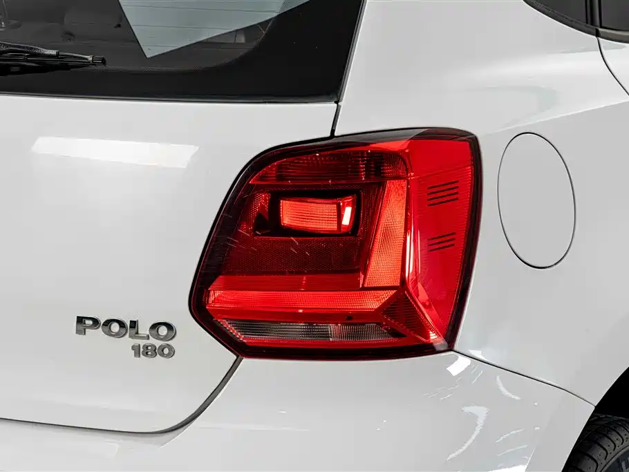 Volkswagen Polo — миниатюра 8