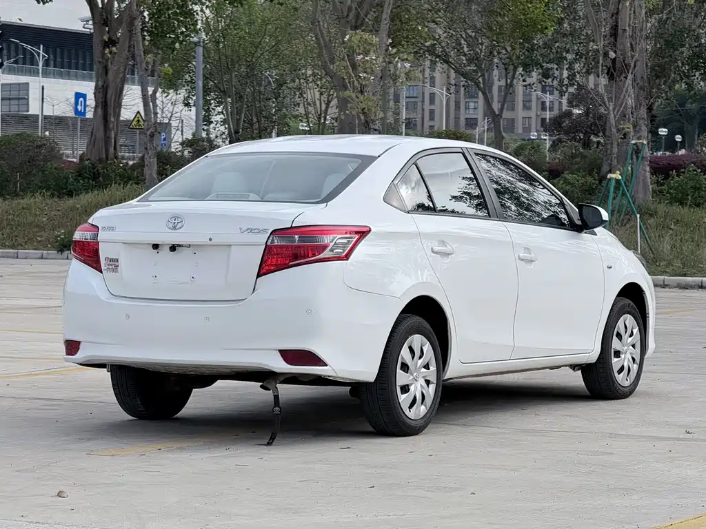 TOYOTA VIOS