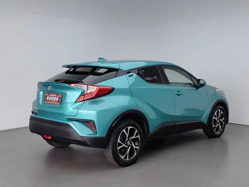 Toyota C-HR 2018 2.0L Lead V