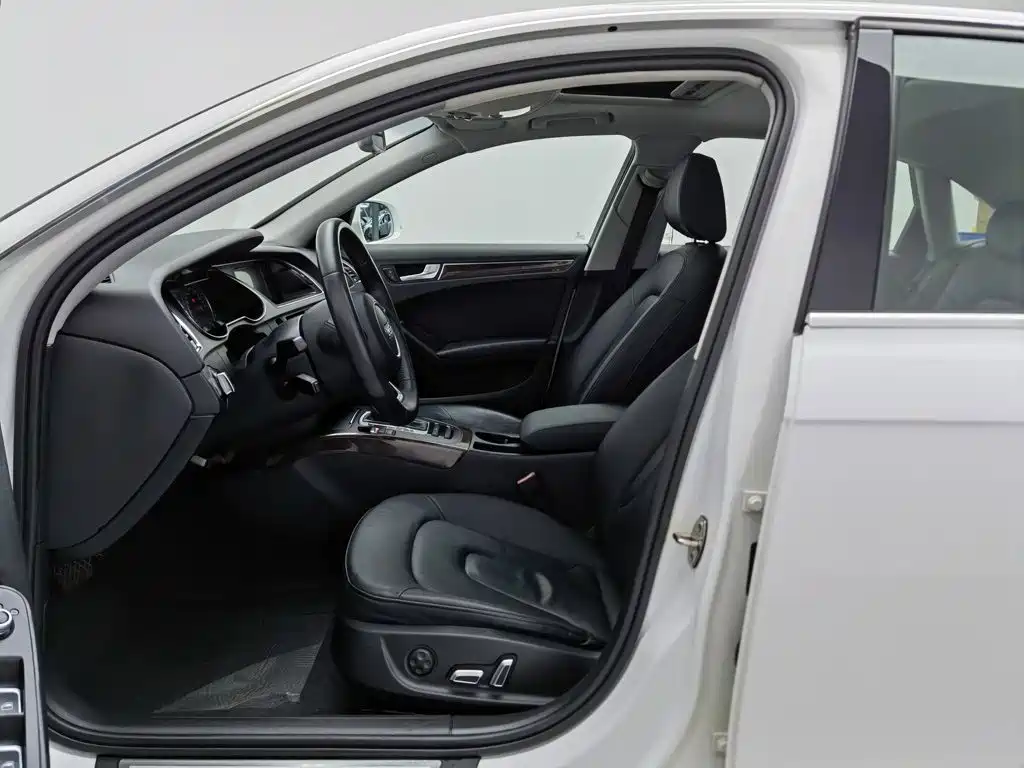 Audi A4L — миниатюра 10
