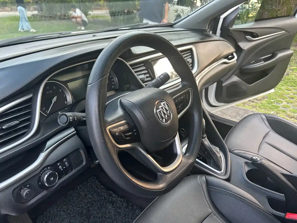 Buick Excelle — миниатюра 11