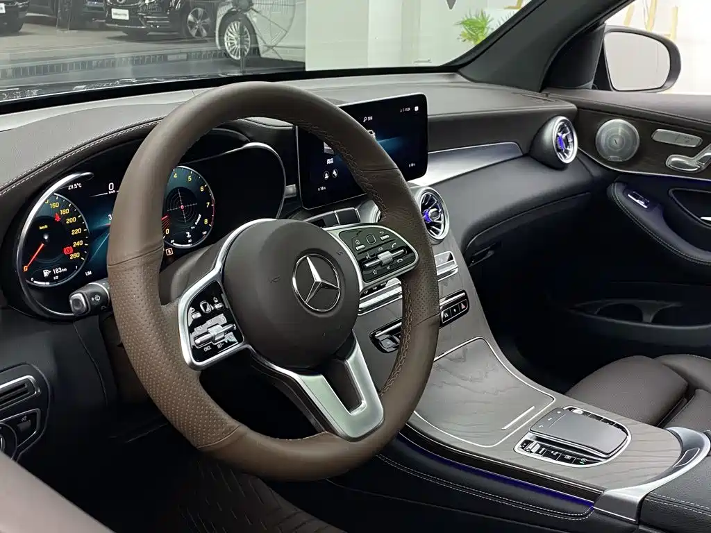 Mercedes-Benz GLC — миниатюра 27
