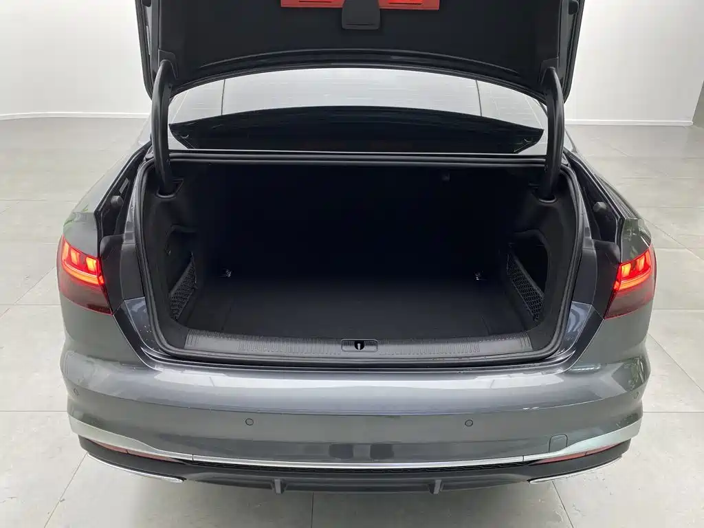 Audi A4L — миниатюра 9