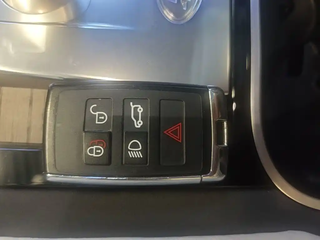 Land Rover Discovery Sport — миниатюра 9