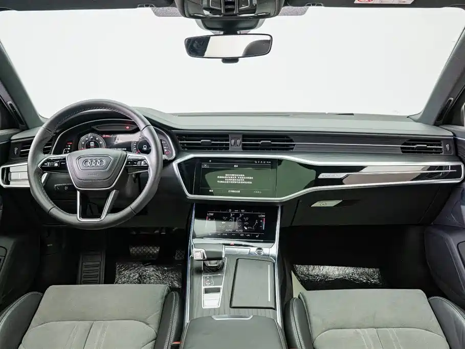Audi A6L 2024 45 TFSI quattro