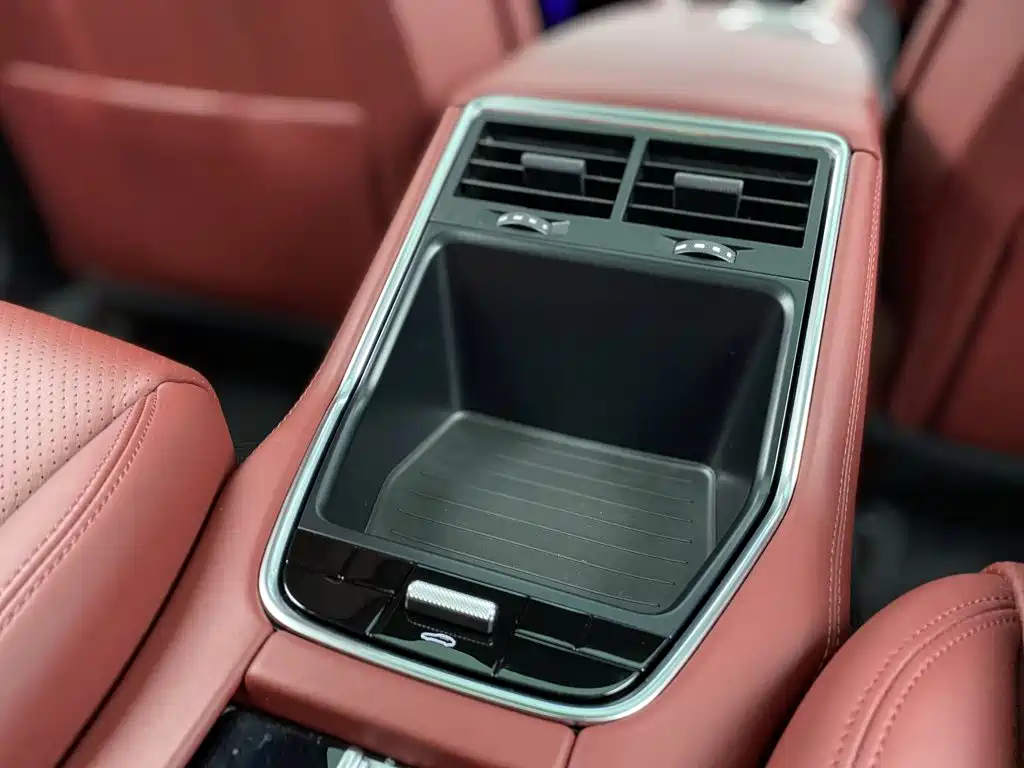 Porsche Panamera — миниатюра 28