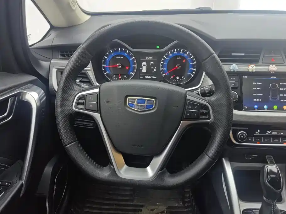 Geely Vision X3 — миниатюра 15