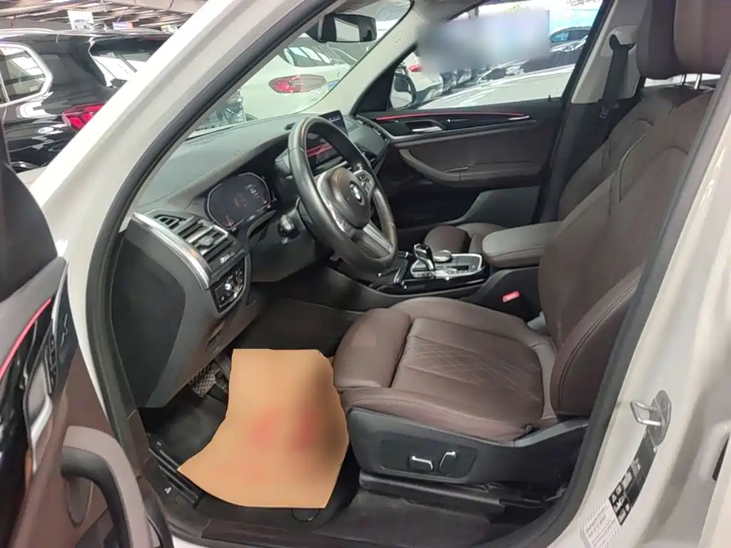 BMW X3 — миниатюра 15