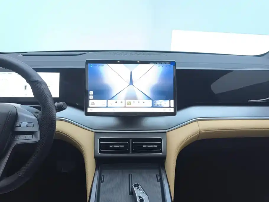 BYD L DM-i — миниатюра 13