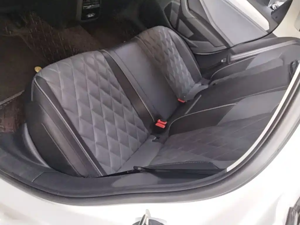 Volkswagen Sagitar — миниатюра 17