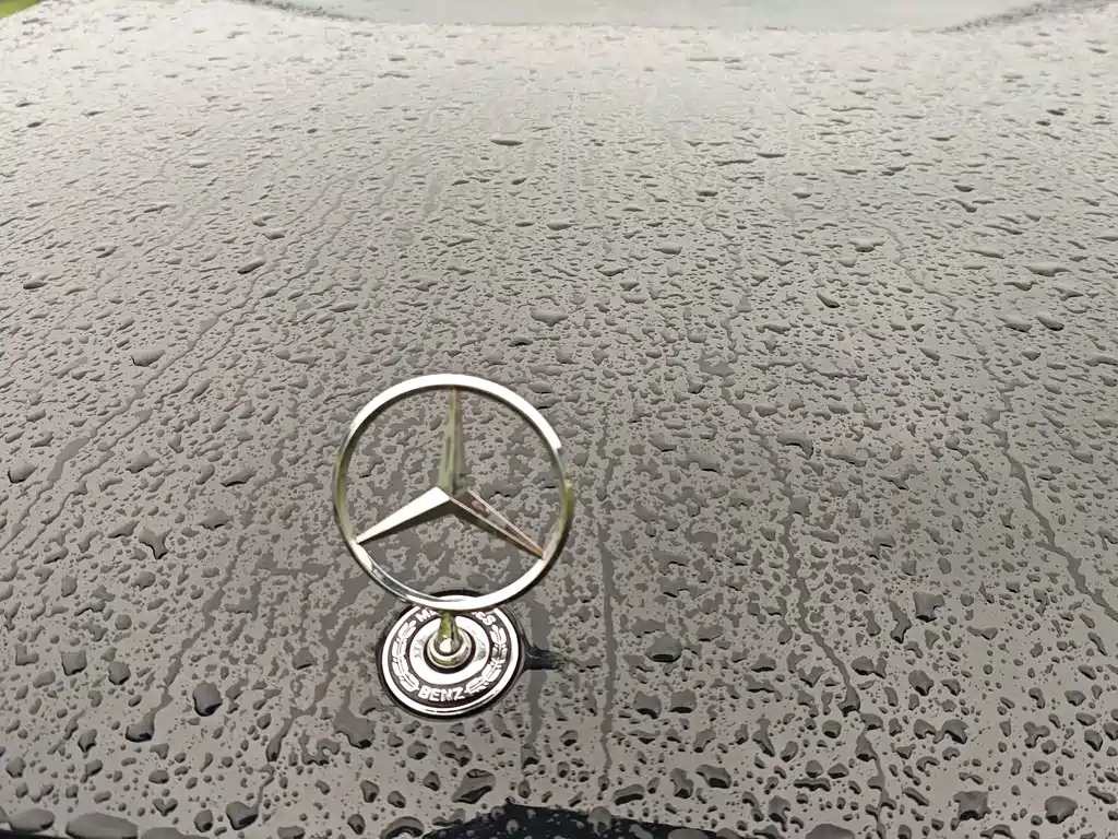 Mercedes-Benz E-Class — миниатюра 9