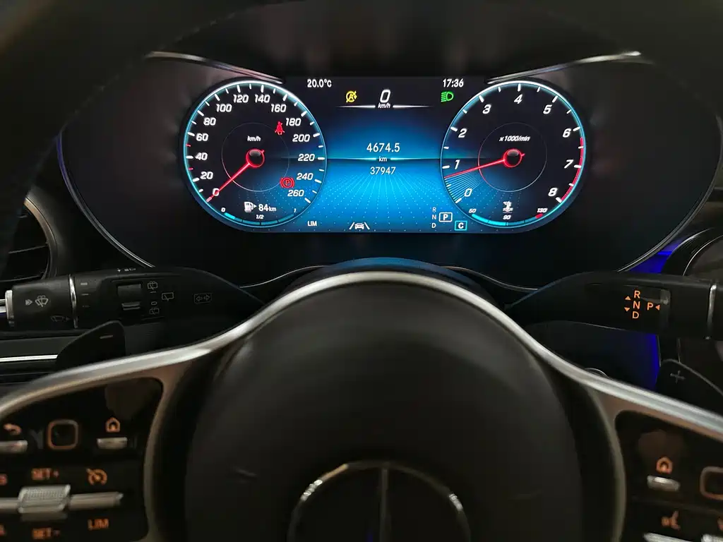 Mercedes-Benz GLC — миниатюра 12