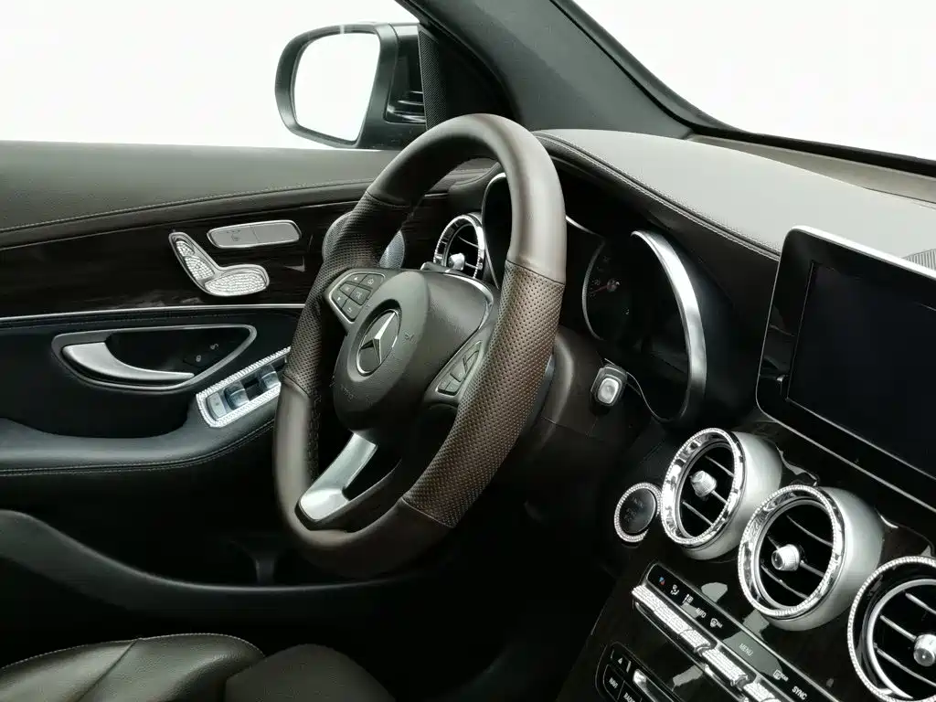 Mercedes-Benz GLC — миниатюра 22