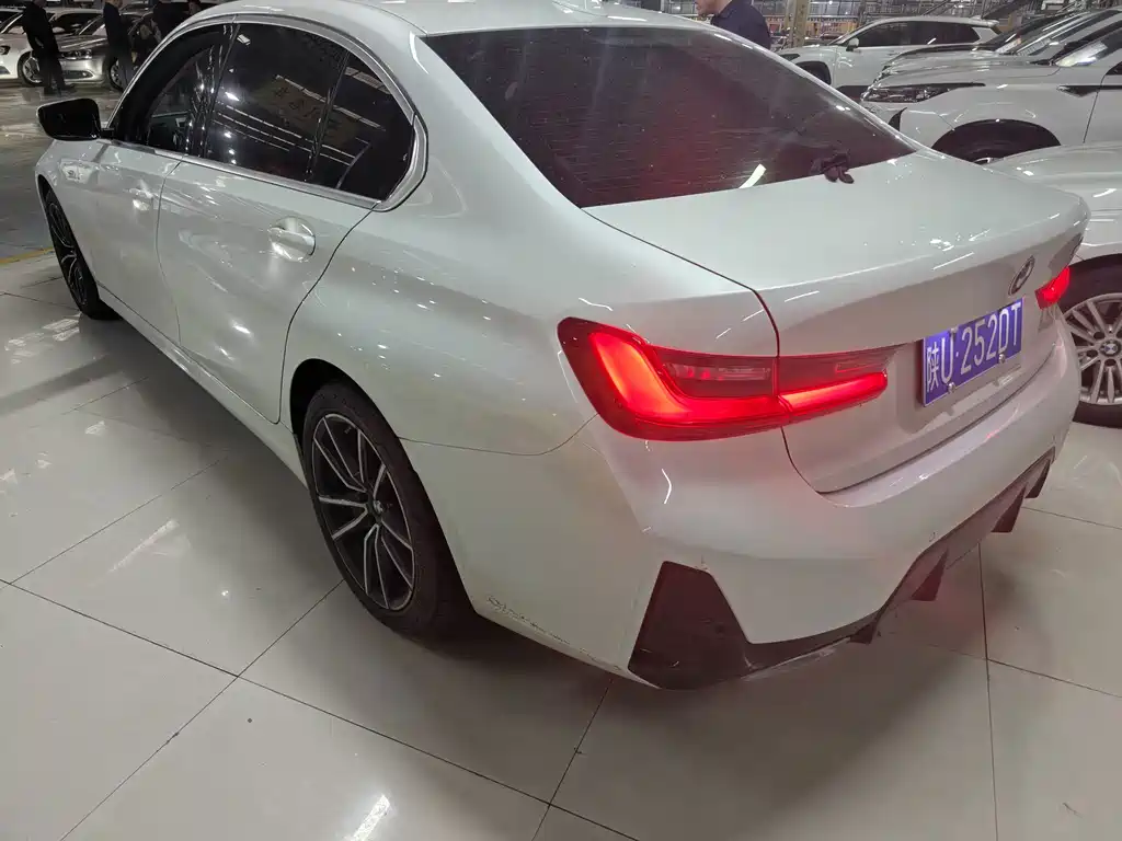 BMW 3 Series — миниатюра 5