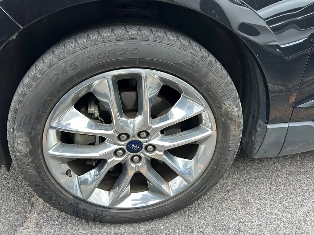 Ford Edge — миниатюра 20