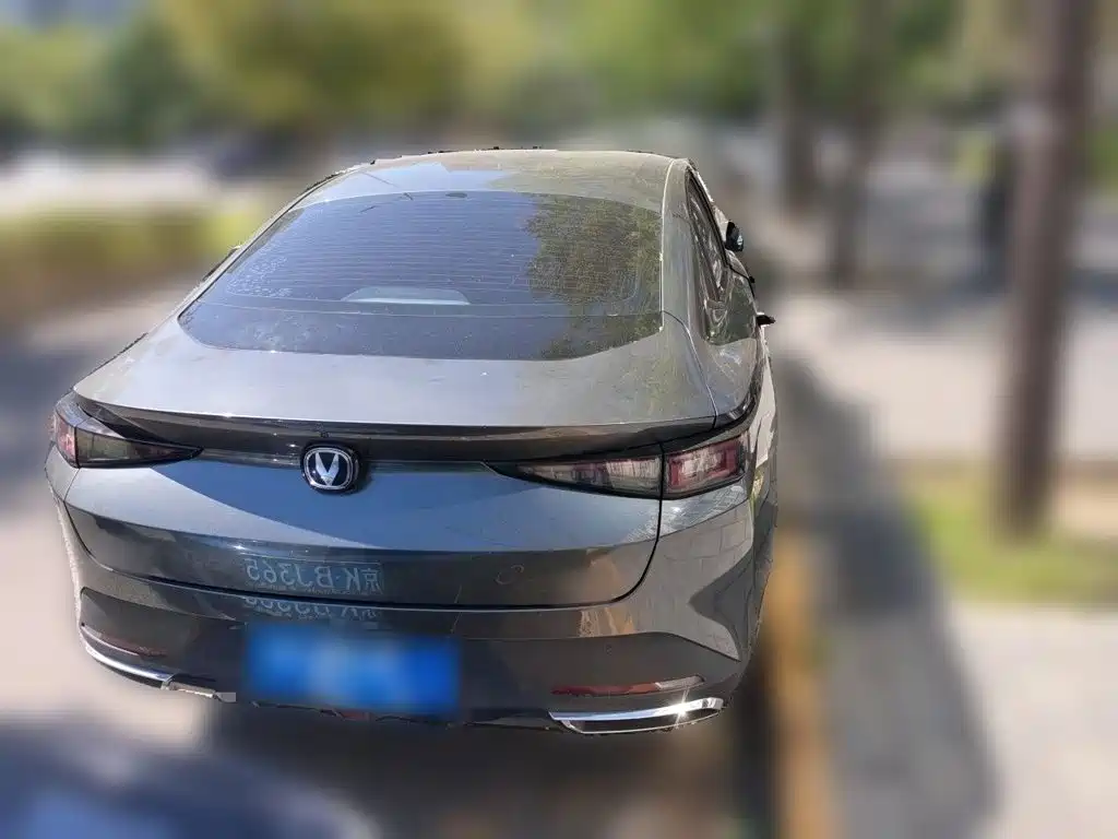 Changan Eado — миниатюра 3