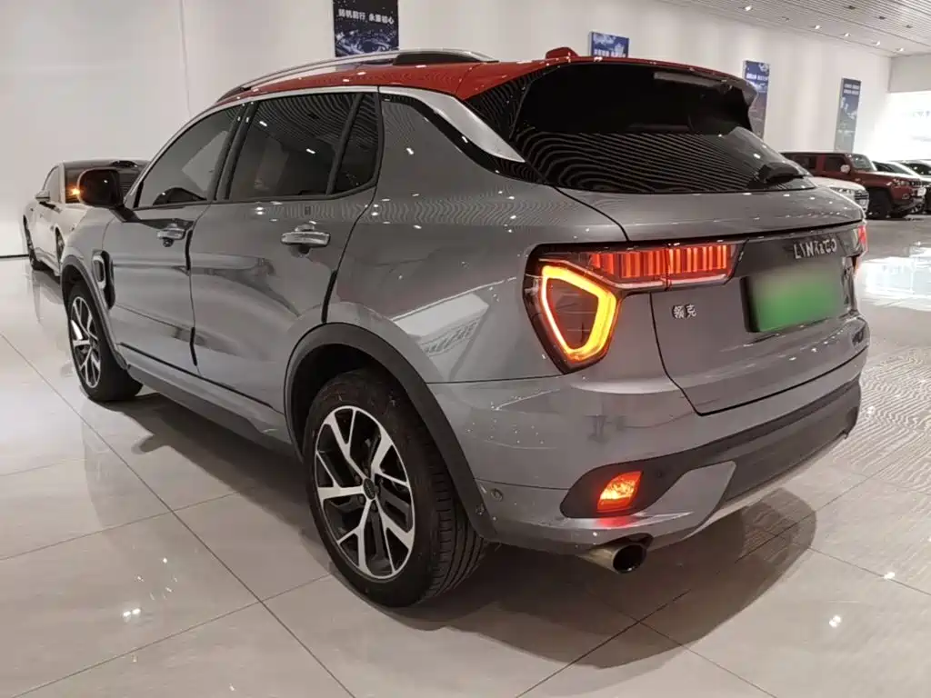 Lynk & Co 01 EM-P — миниатюра 5