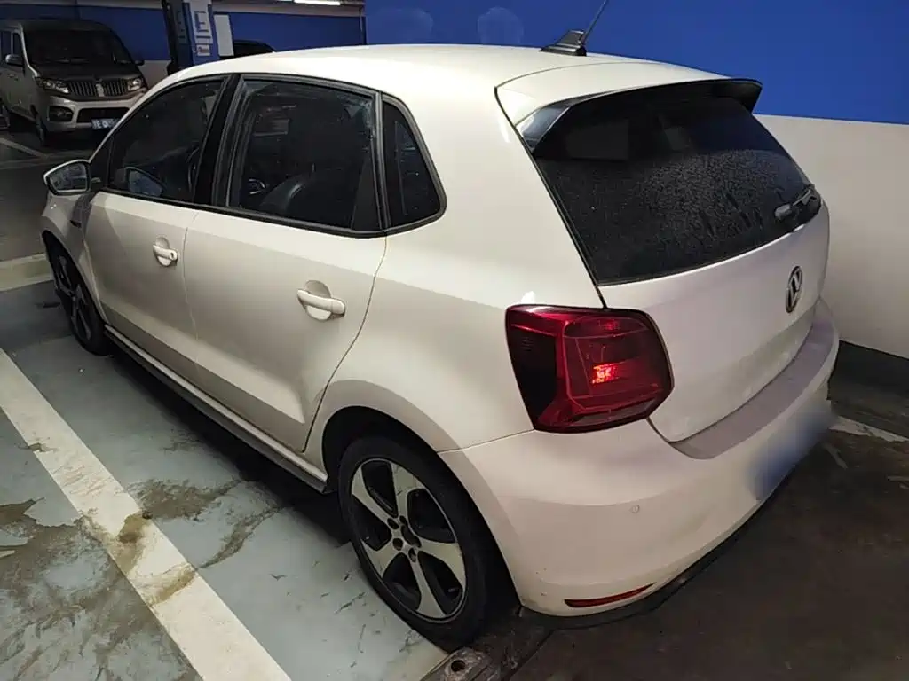 Volkswagen Polo — миниатюра 5