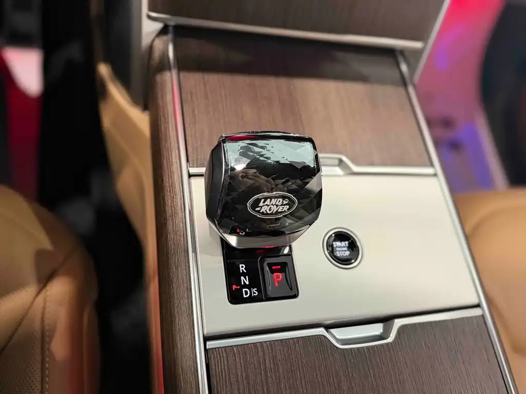 Land Rover Range Rover — миниатюра 14
