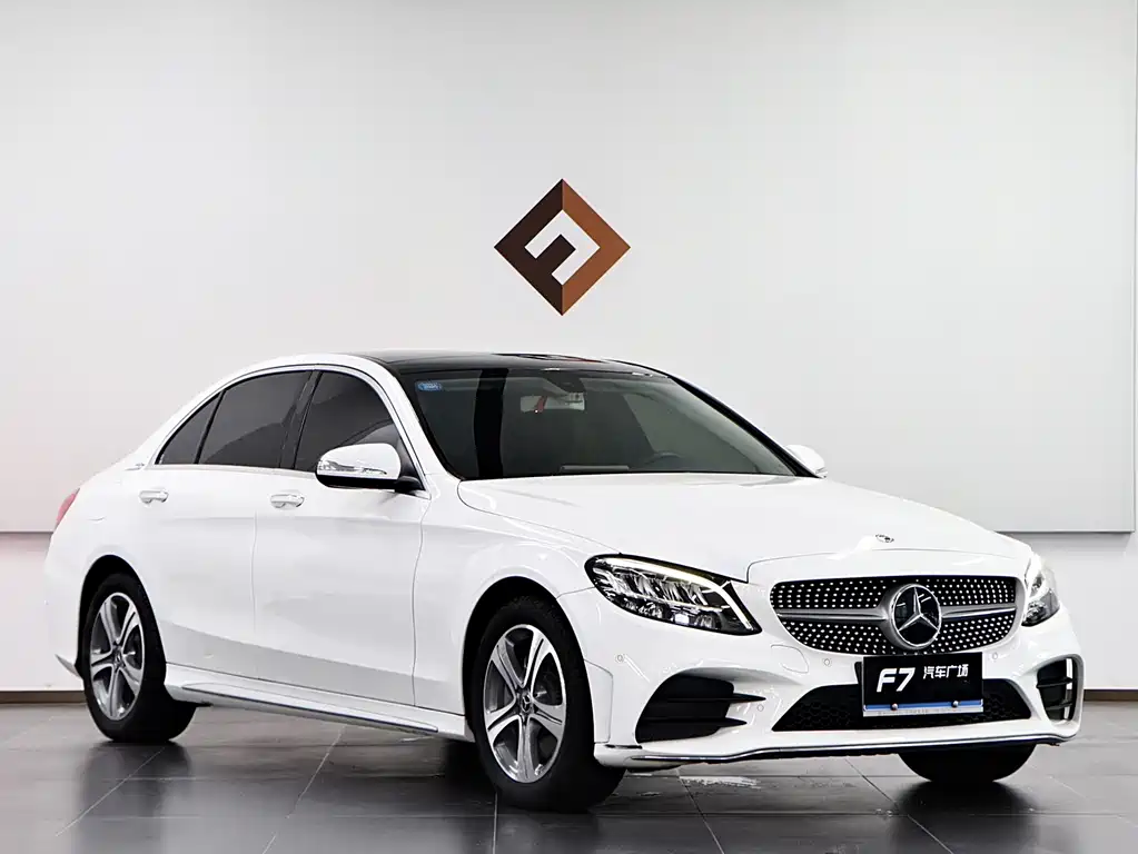 Mercedes-Benz C-Class — миниатюра 3