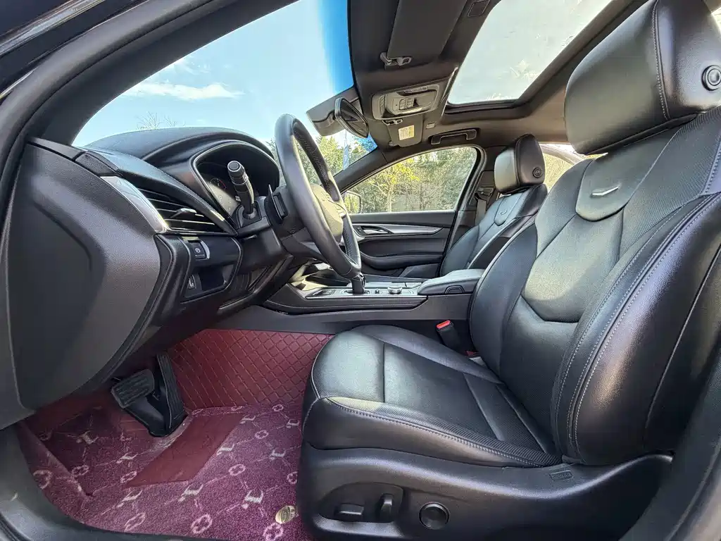 Cadillac CT5 — миниатюра 7