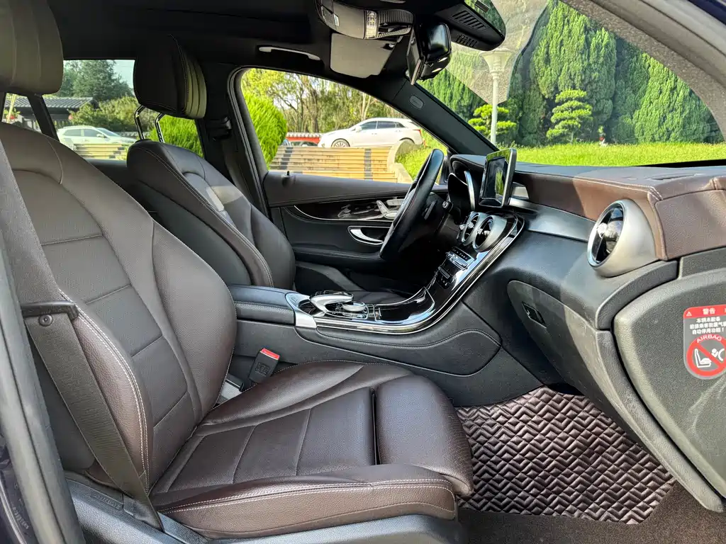 Mercedes-Benz GLC — миниатюра 16