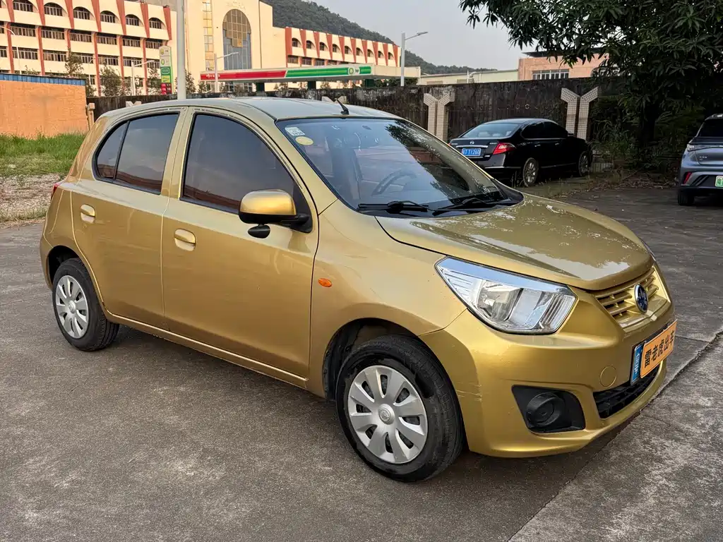 Venucia R30 — миниатюра 3