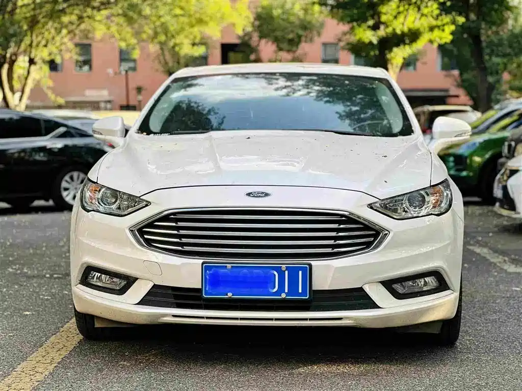 Ford Mondeo — миниатюра 2
