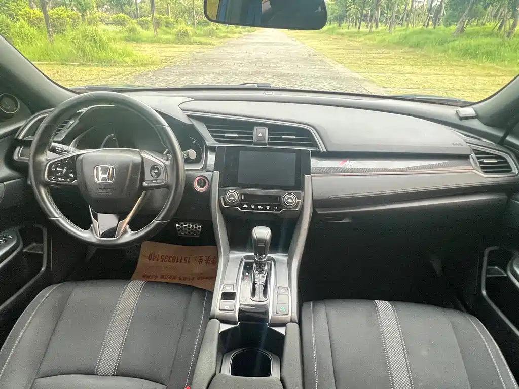 Honda Civic — миниатюра 12