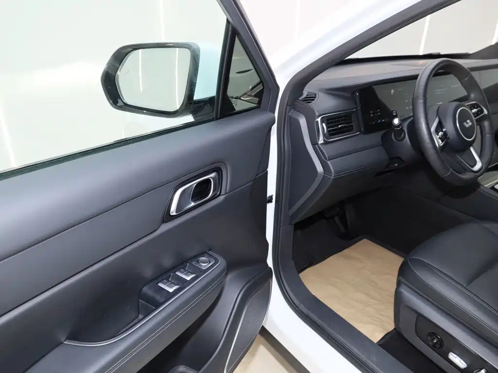 Li Auto Li ONE — миниатюра 33