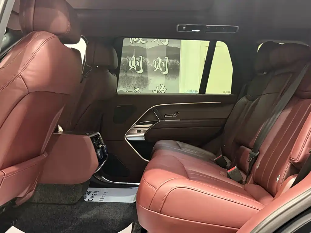 Land Rover Range Rover — миниатюра 19