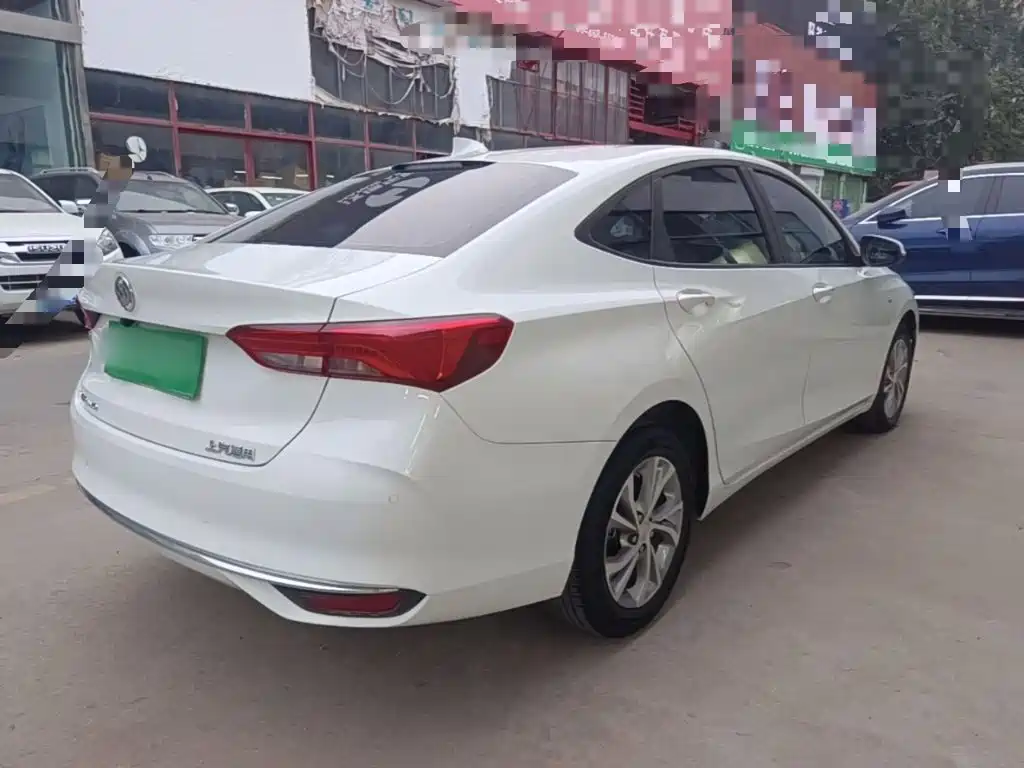 Buick Verano — миниатюра 7