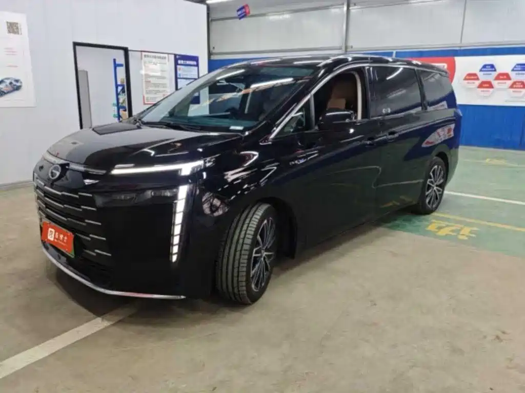 GAC Motor Trumpchi E8 PHEV