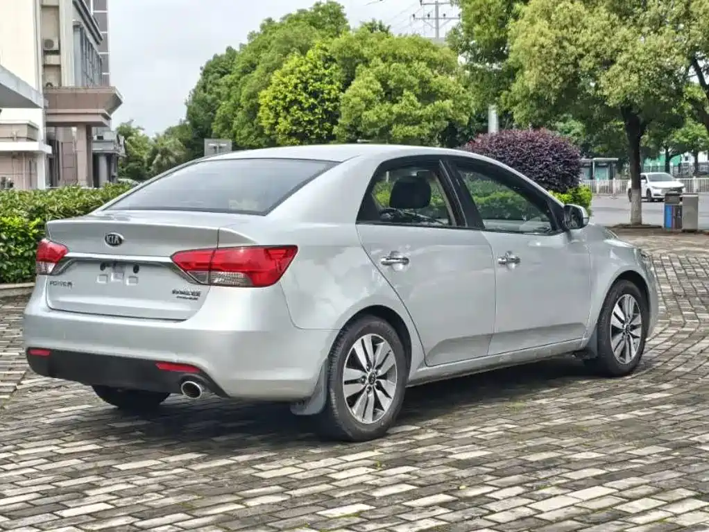 Kia Forte — миниатюра 7