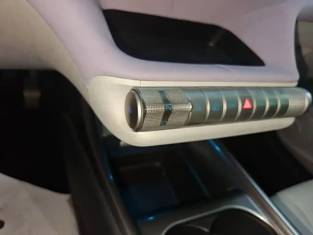 BYD Dolphin — миниатюра 14