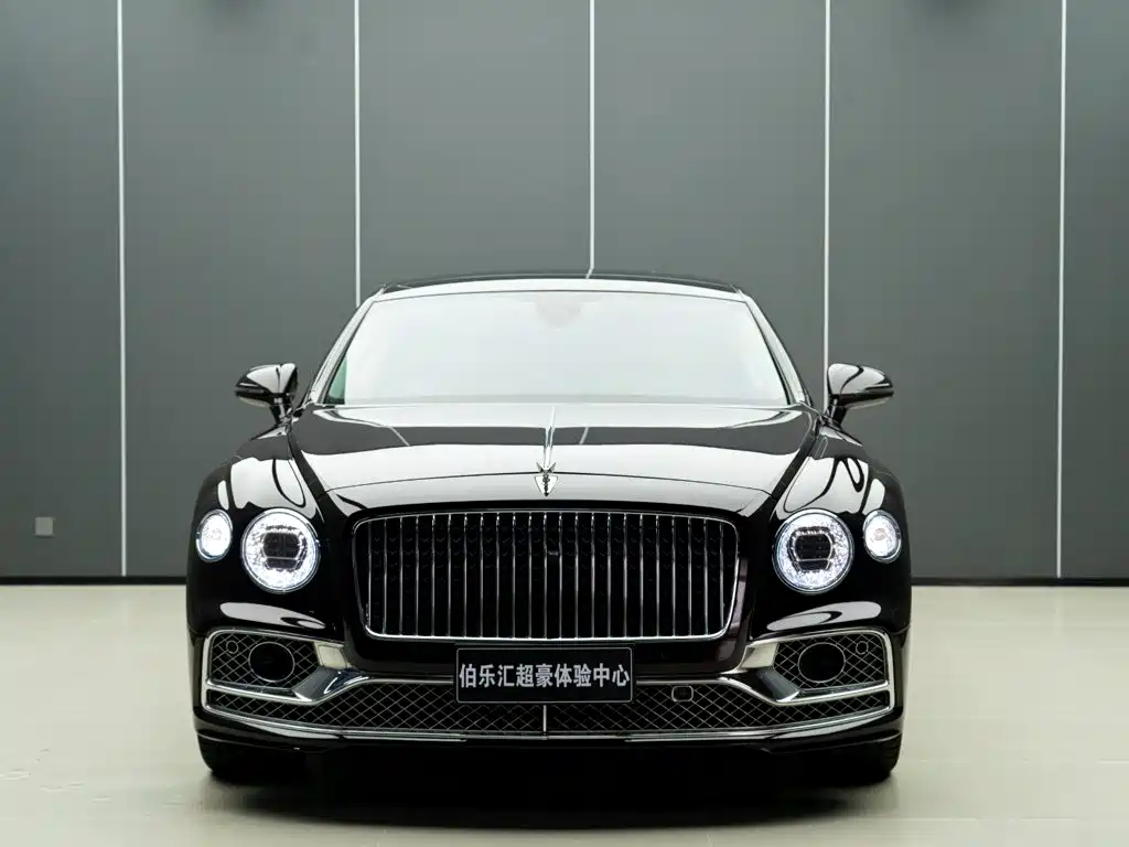 Bentley Flying Spur — миниатюра 4