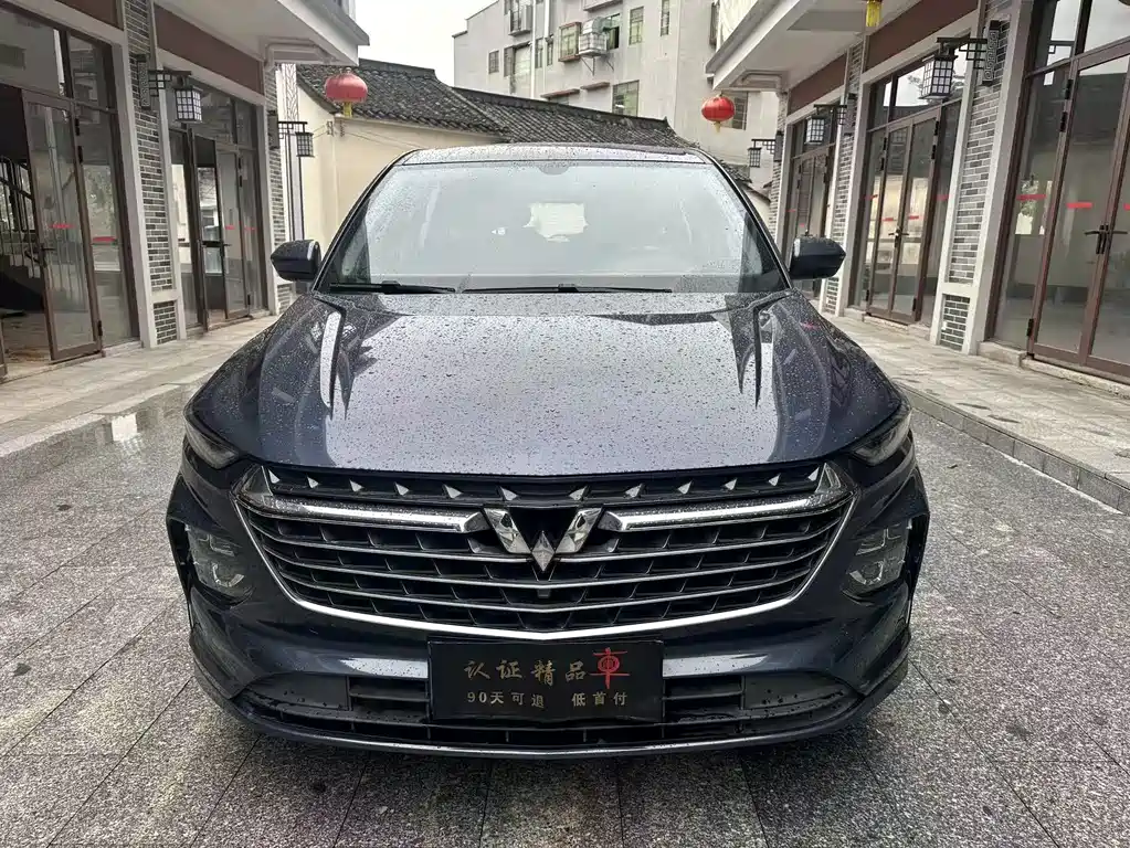 Wuling Victory - фото 2