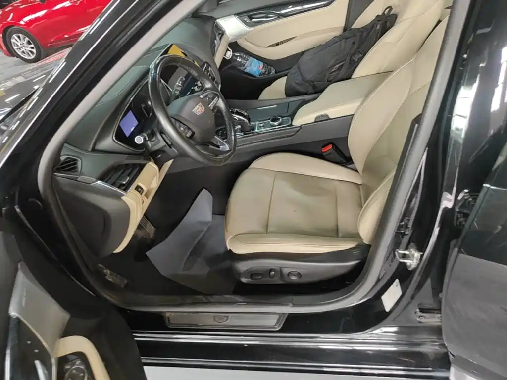 Cadillac CT5 — миниатюра 15