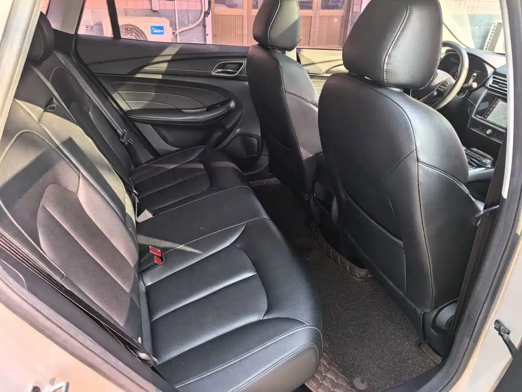 Roewe Ei5 — миниатюра 8