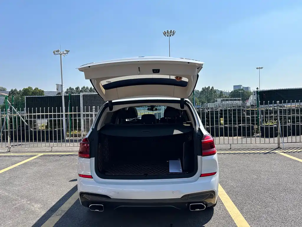 BMW X3 — миниатюра 16