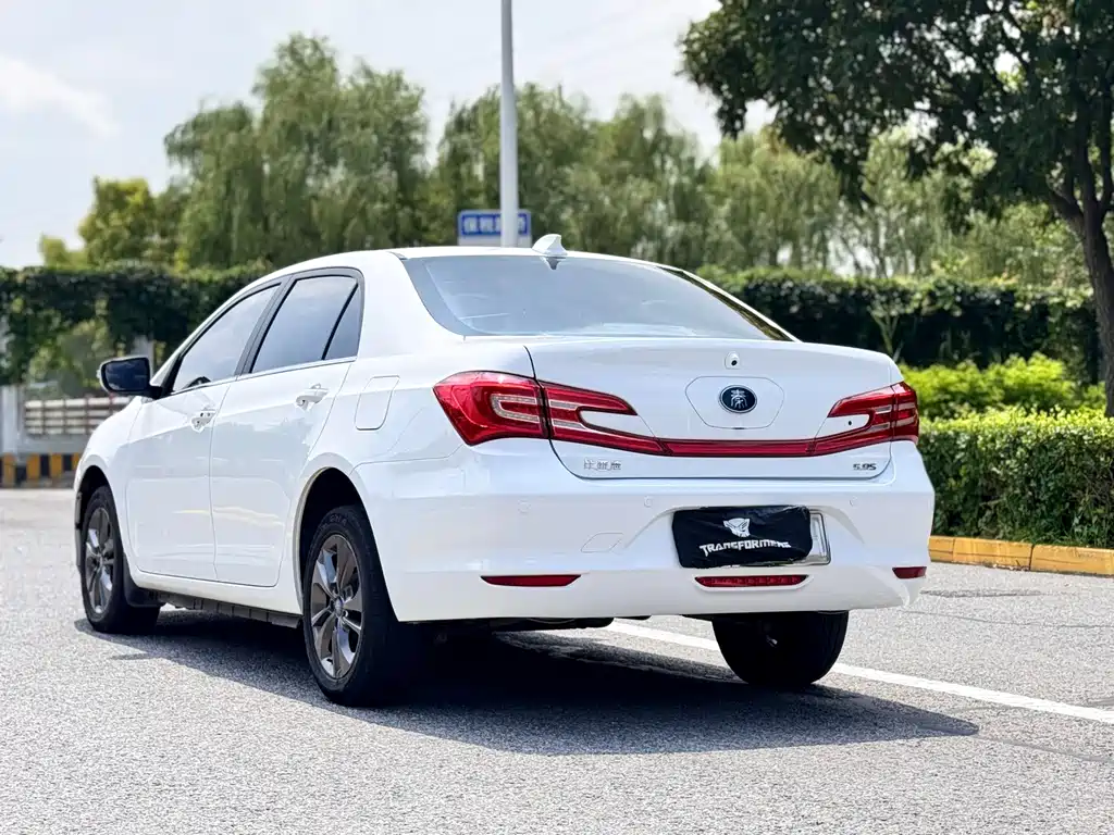 BYD Qin NEV — миниатюра 19