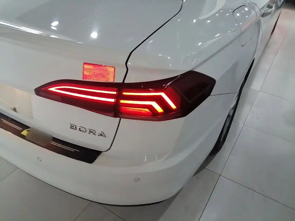 Volkswagen Bora — миниатюра 8