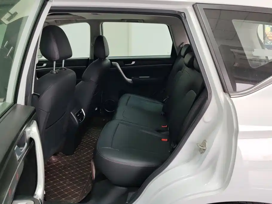 Haval M6 — миниатюра 11