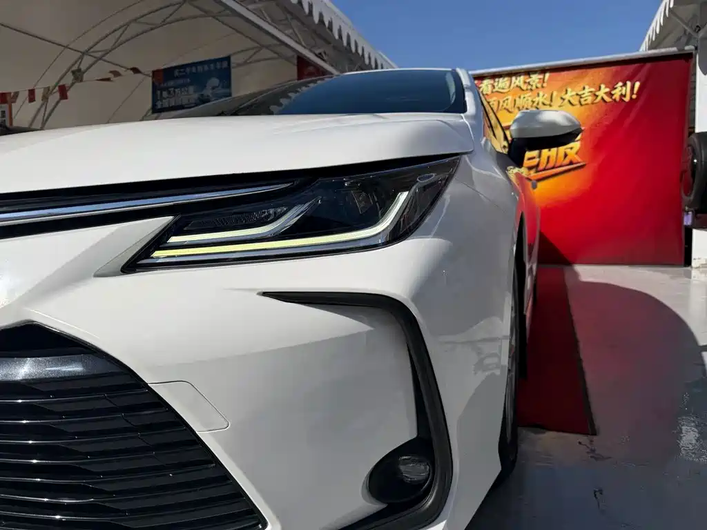 Toyota Corolla — миниатюра 14
