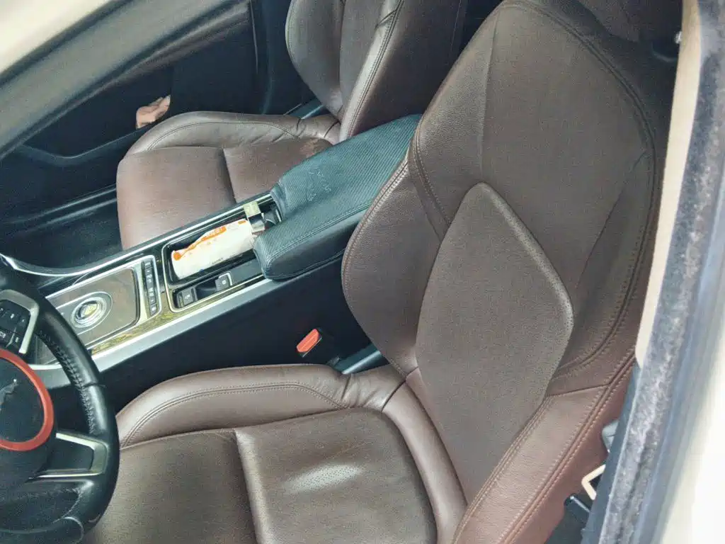 Jaguar XFL — миниатюра 8