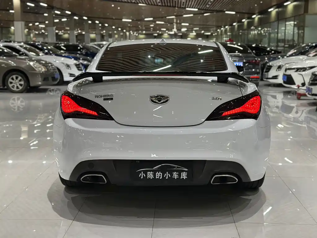 Hyundai Genesis Coupe — миниатюра 10