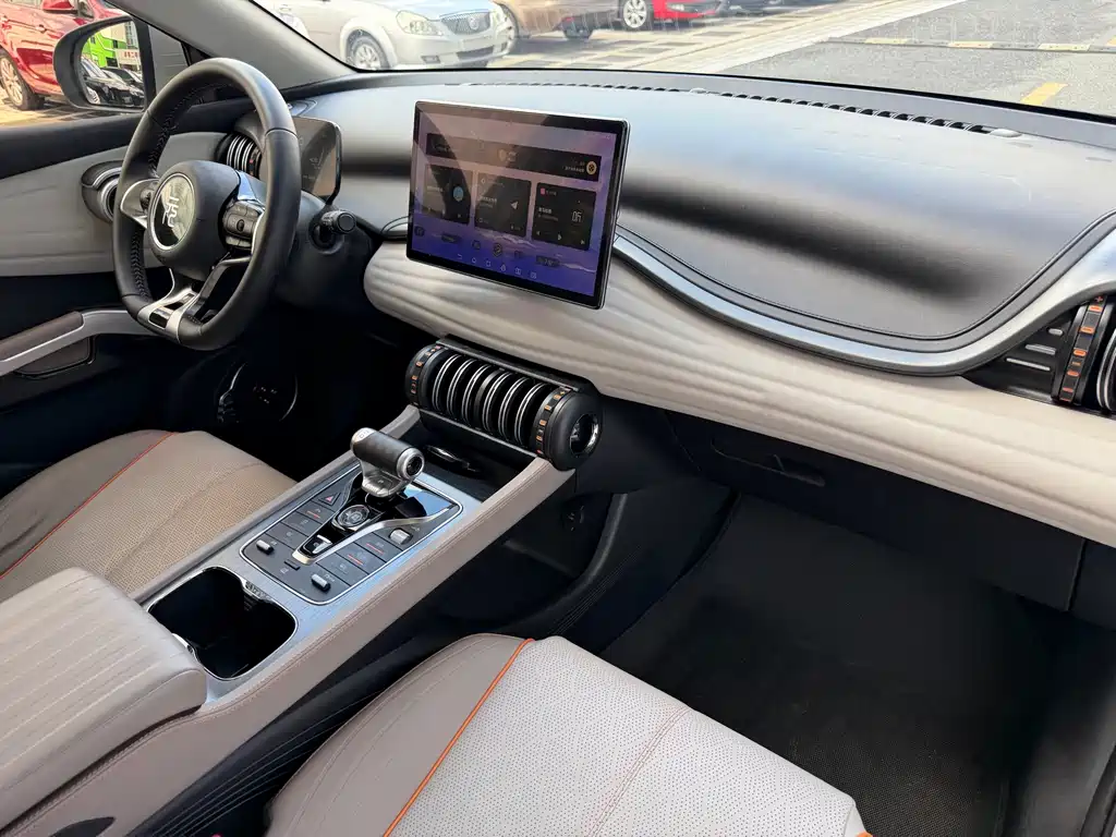 BYD Yuan Plus — миниатюра 6